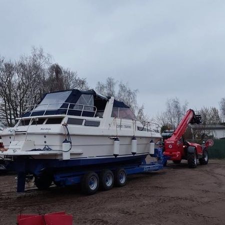 Slip- und Kranarbeiten